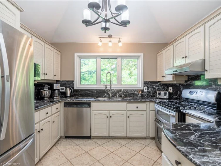 956 Lynden Road, Hamilton, ON, L0R 1T0 - 13