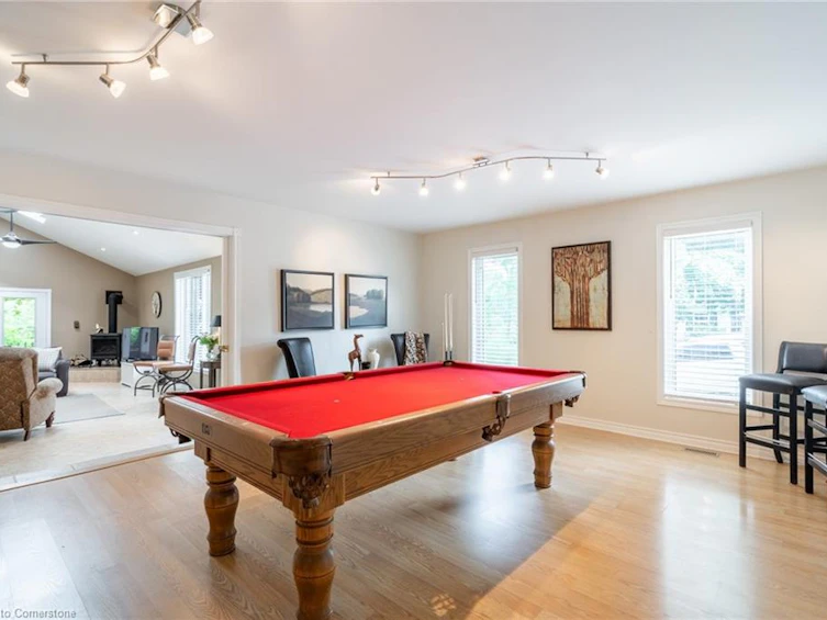 956 Lynden Road, Hamilton, ON, L0R 1T0 - 9
