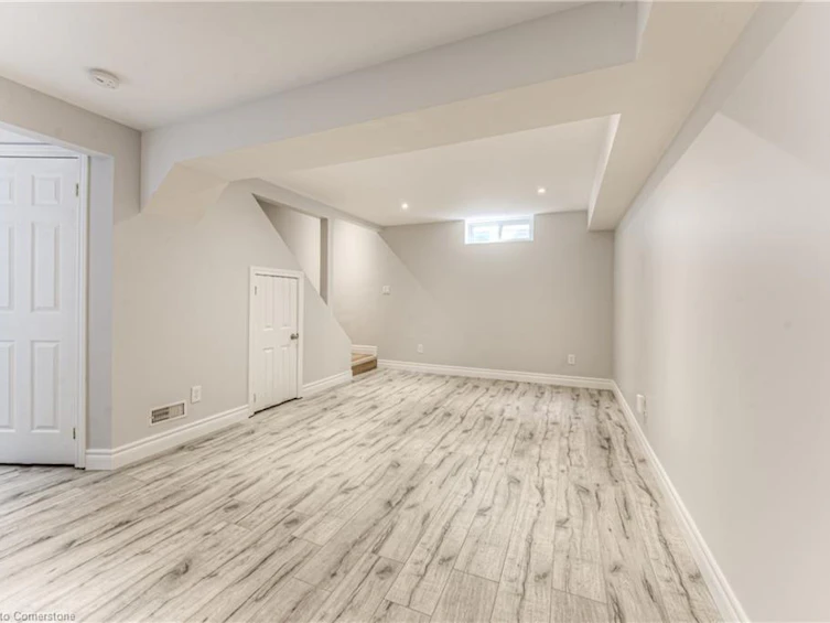 582 Drummerhill Crescent, Waterloo, ON, N2T 1G4 - 32
