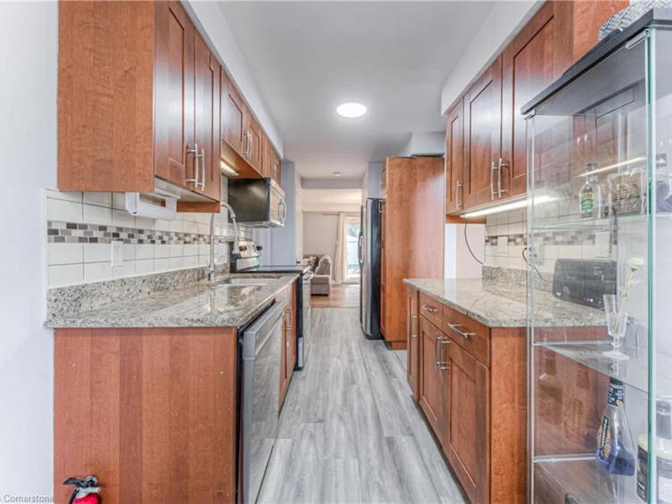 582 Drummerhill Crescent, Waterloo, ON, N2T 1G4 - 14