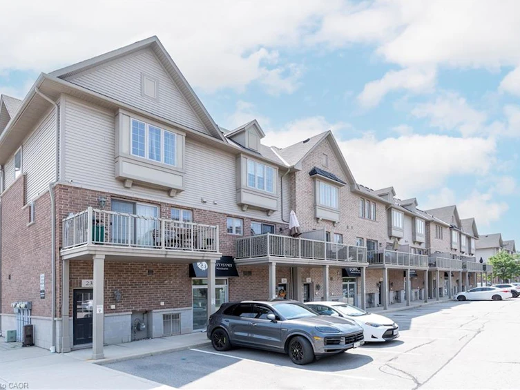 26-1401 Plains Road E, Burlington, ON, L7R 3P8 - 2