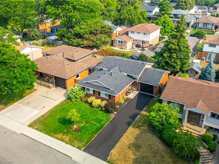 198 San Pedro Drive, Hamilton, ON, L9C 2E1 - 3