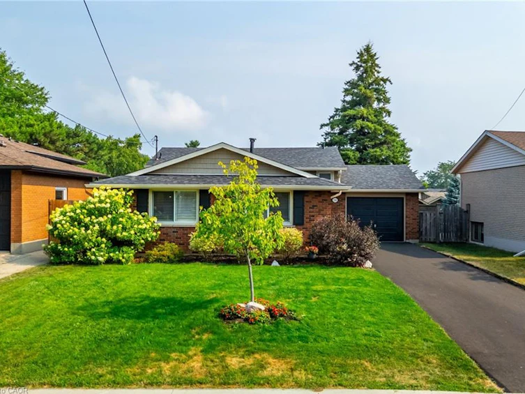 198 San Pedro Drive, Hamilton, ON, L9C 2E1 - 2