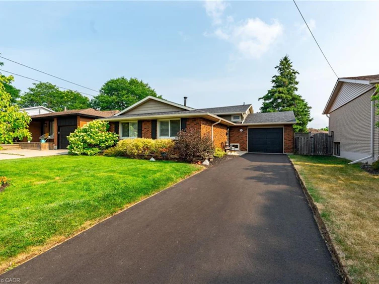 198 San Pedro Drive, Hamilton, ON, L9C 2E1