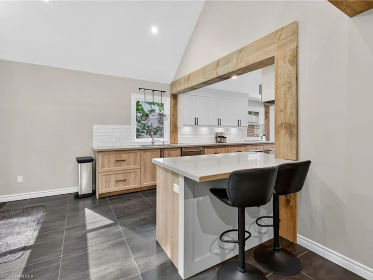 94 Mercer Street, Hamilton, ON, L9H 2N6 - 18