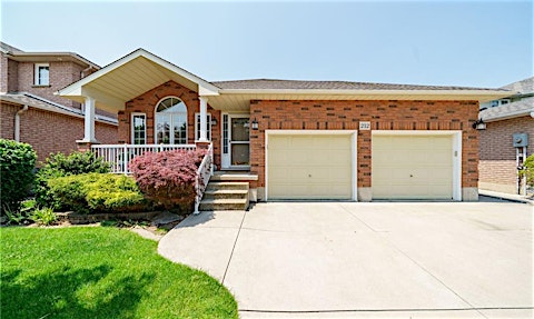 212 Alderlea Avenue, Hamilton, ON, L0R 1W0
