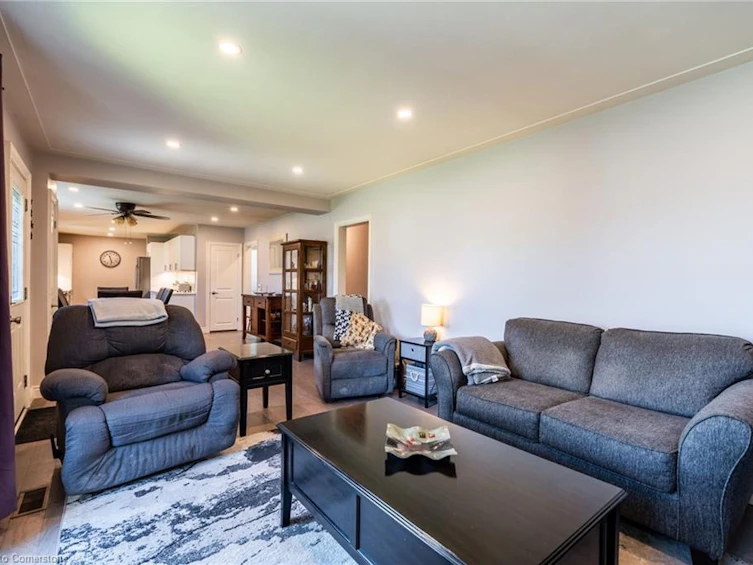 258 Oakhill Drive, Brant, ON, N3T 5L7 - 8