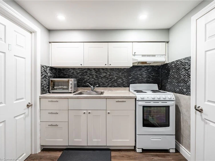 258 Oakhill Drive, Brant, ON, N3T 5L7 - 28