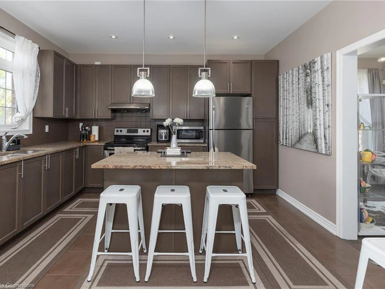 6325 St. Michael Avenue, Niagara Falls, ON, L2H 0C7 - 8