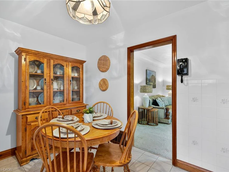 961 Danforth Avenue, Burlington, ON, L7T 1S7 - 14