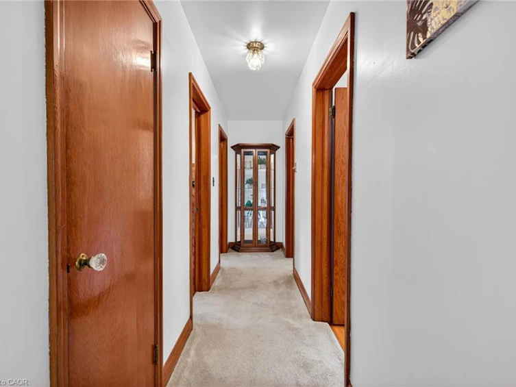961 Danforth Avenue, Burlington, ON, L7T 1S7 - 15
