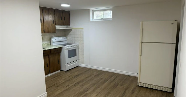 B-249 Montmorency Drive, Hamilton, ON, L8K 5H3 - 8