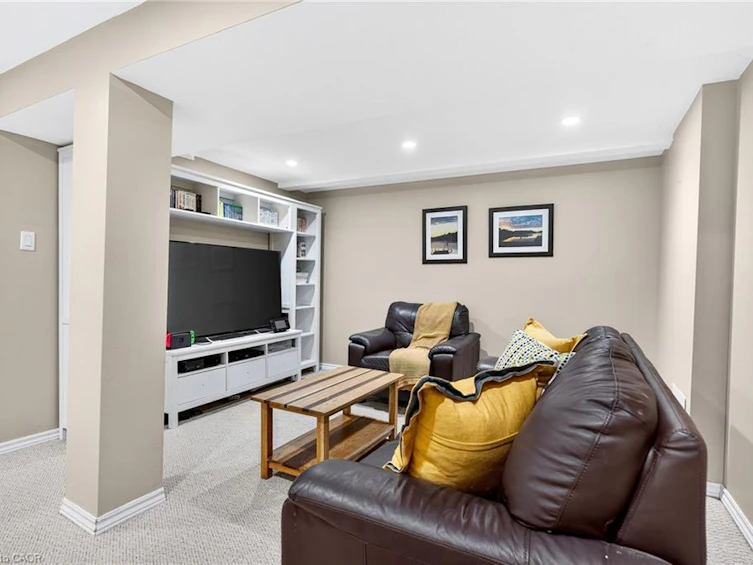 6 Chudleigh Street, Hamilton, ON, L9H 7E4 - 35