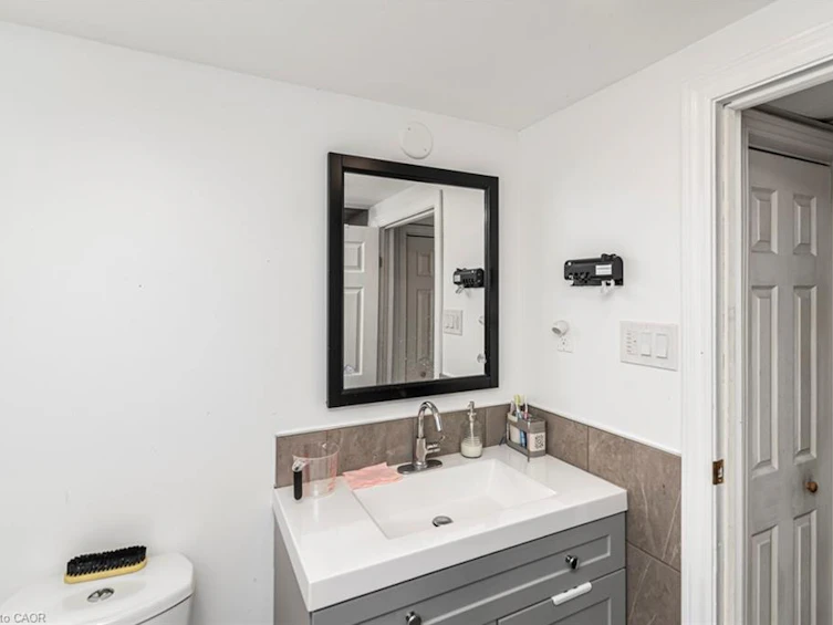 102 Quaker Crescent, Hamilton, ON, L8W 1H7 - 24