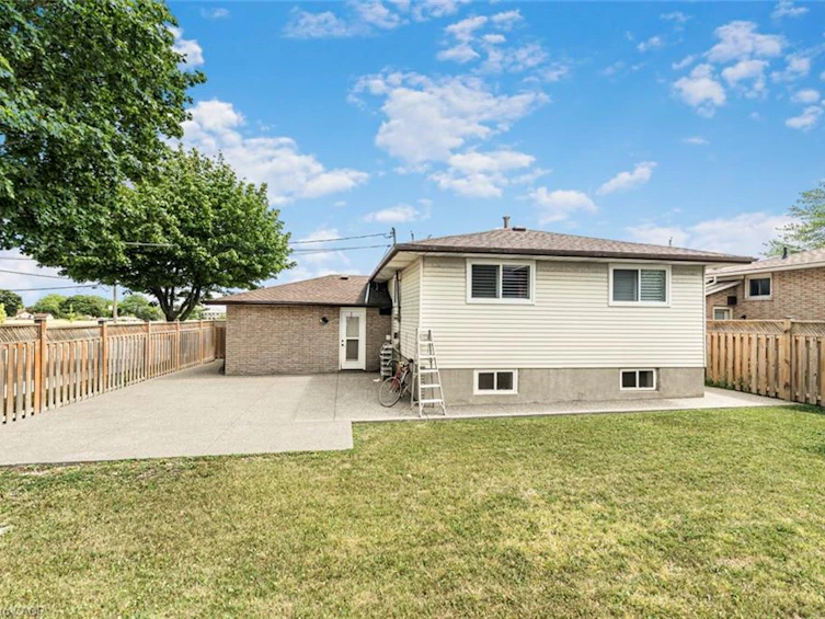 102 Quaker Crescent, Hamilton, ON, L8W 1H7 - 30