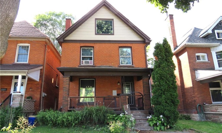 120 Sanford Avenue S