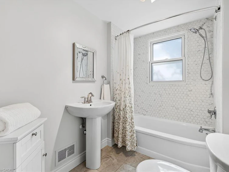 16 Parkview Row, Hamilton, ON, L9H 2R9 - 28