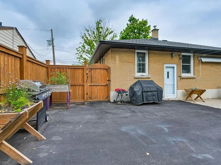 50 Sandalwood Avenue, Hamilton, ON, L8T 2E3 - 31