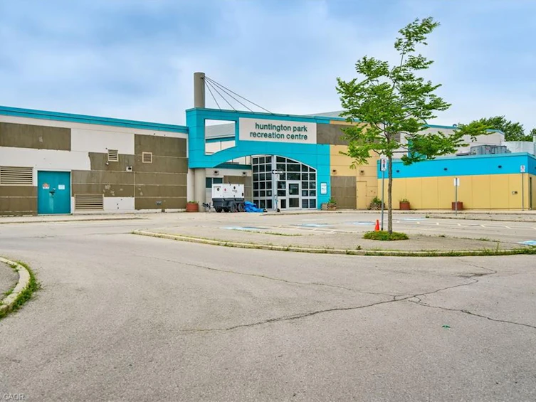 50 Sandalwood Avenue, Hamilton, ON, L8T 2E3 - 39