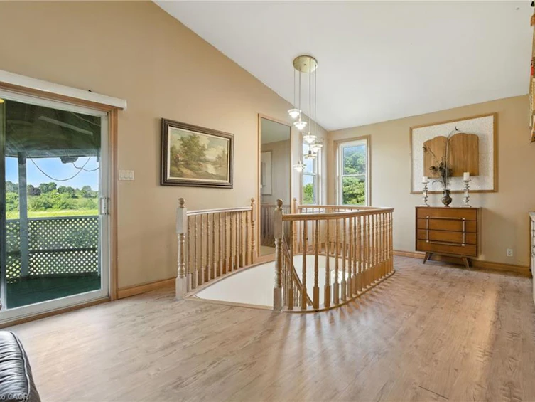 5 Mazza Avenue, Hamilton, ON, L9H 5E2 - 29