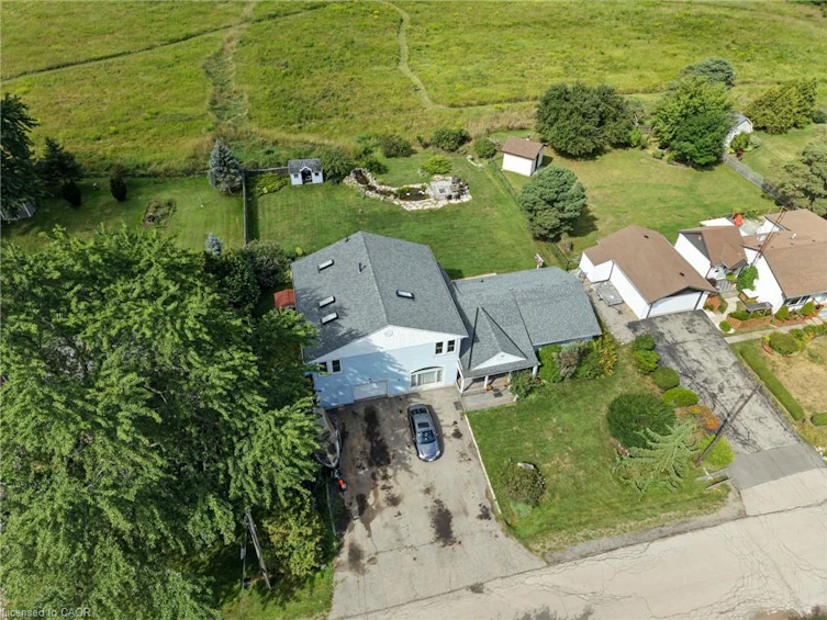5 Mazza Avenue, Hamilton, ON, L9H 5E2 - 3