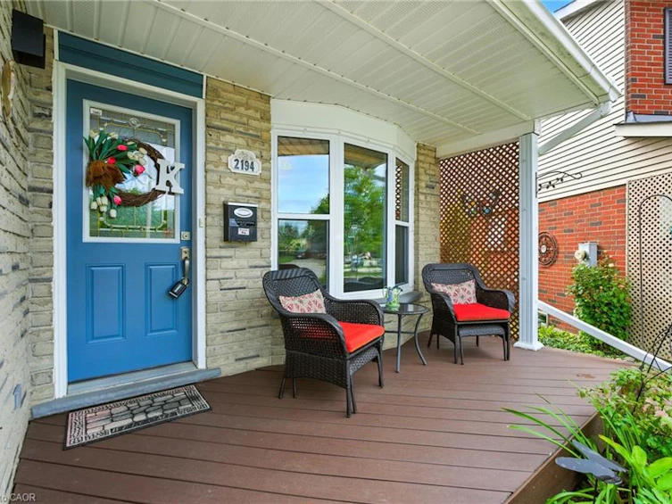 2194 Silverbirch Court, Burlington, ON, L7M 3H7 - 3