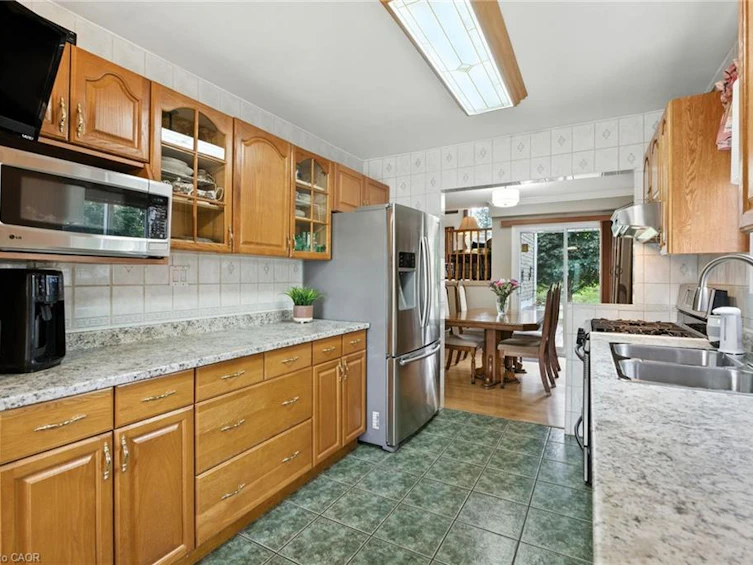 2194 Silverbirch Court, Burlington, ON, L7M 3H7 - 9