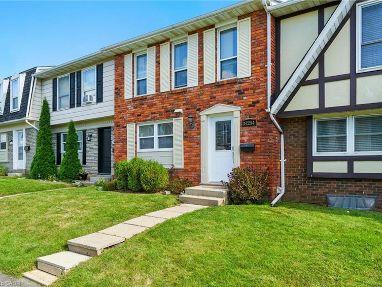 3-2254 Upper Middle Road, Burlington, ON, L9P 2Z9 - 2