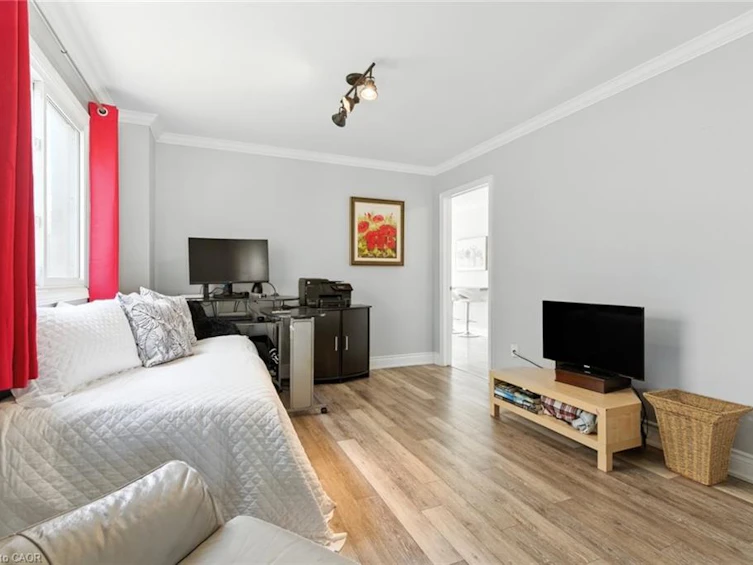 580 Deerhurst Drive, Burlington, ON, L7L 5W4 - 12