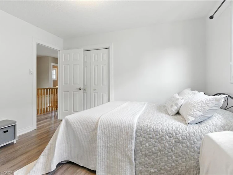 580 Deerhurst Drive, Burlington, ON, L7L 5W4 - 19