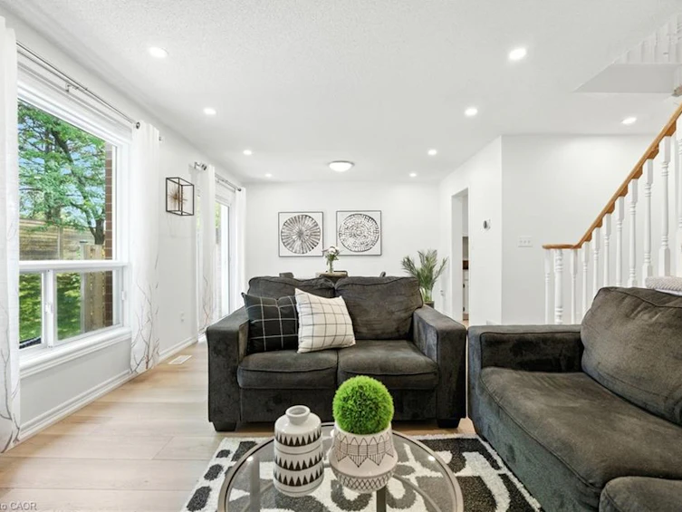 4-2252 Walkers Line, Burlington, ON, L7M 3Y8 - 16