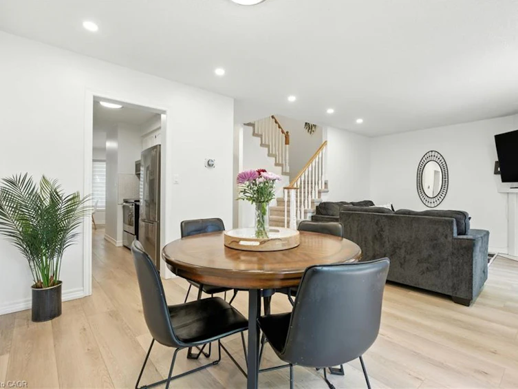 4-2252 Walkers Line, Burlington, ON, L7M 3Y8 - 14