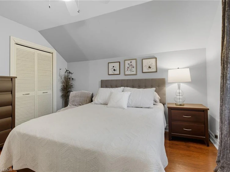 33 Broadway Avenue, Hamilton, ON, L8S 2V6 - 25