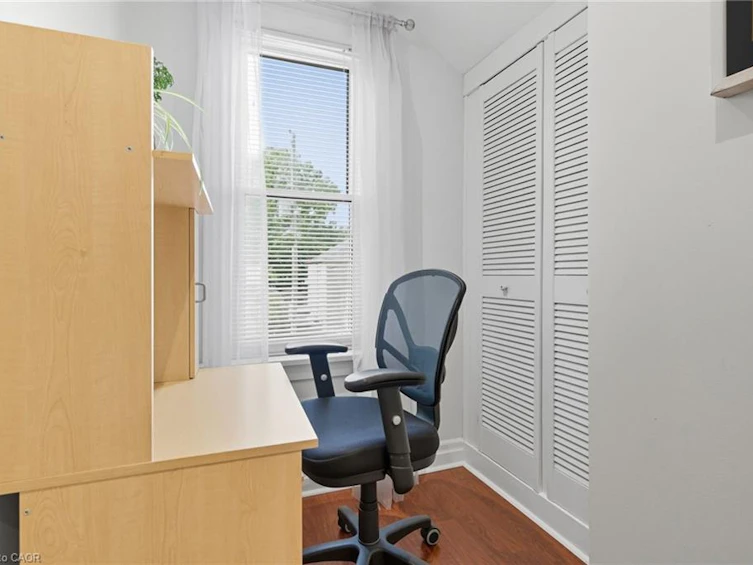 33 Broadway Avenue, Hamilton, ON, L8S 2V6 - 23
