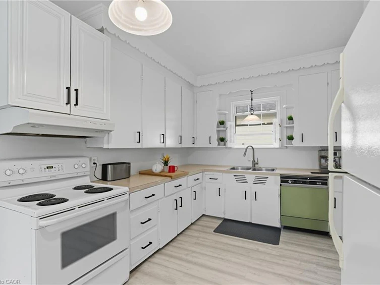 157 East 5th Street, Hamilton, ON, L9A 2Z7 - 14
