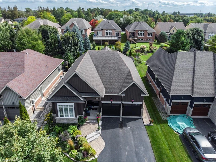 93 Aberfoyle Mill Crescent, Puslinch, ON, N1H 6H9 - 29