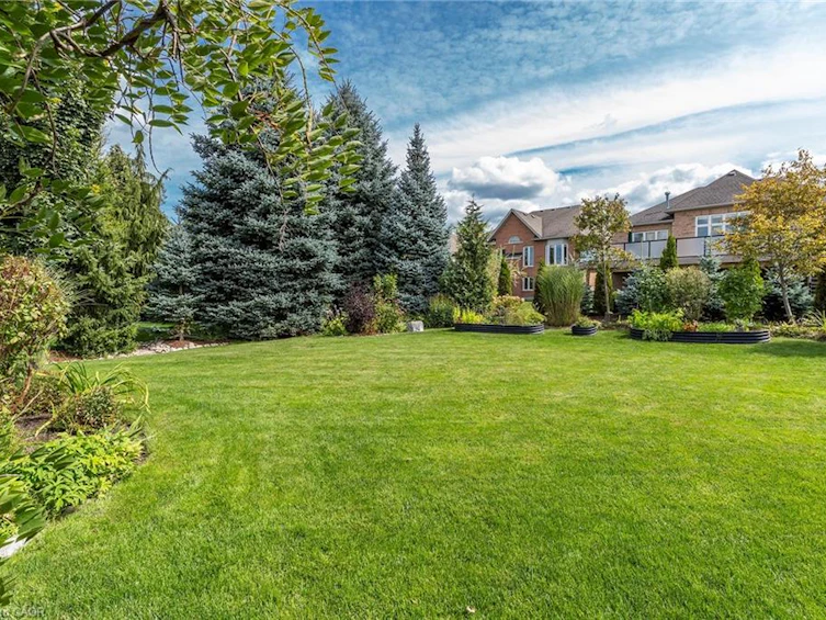 93 Aberfoyle Mill Crescent, Puslinch, ON, N1H 6H9 - 27