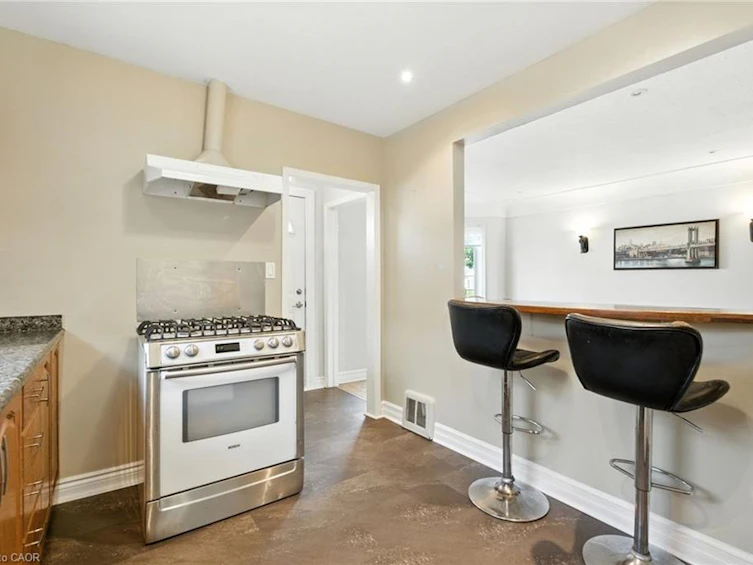 261 East 14th Street, Hamilton, ON, L9A 4B8 - 17