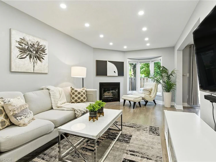 5-1 Royalwood Court, Hamilton, ON, L8E 4Y1 - 7