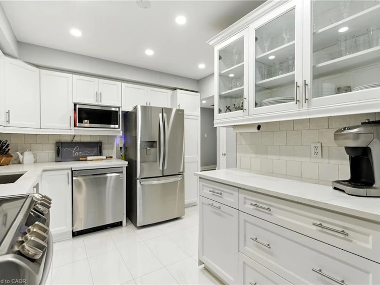 5-1 Royalwood Court, Hamilton, ON, L8E 4Y1 - 13