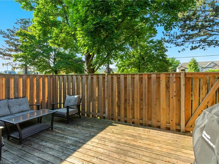 5-1 Royalwood Court, Hamilton, ON, L8E 4Y1 - 34