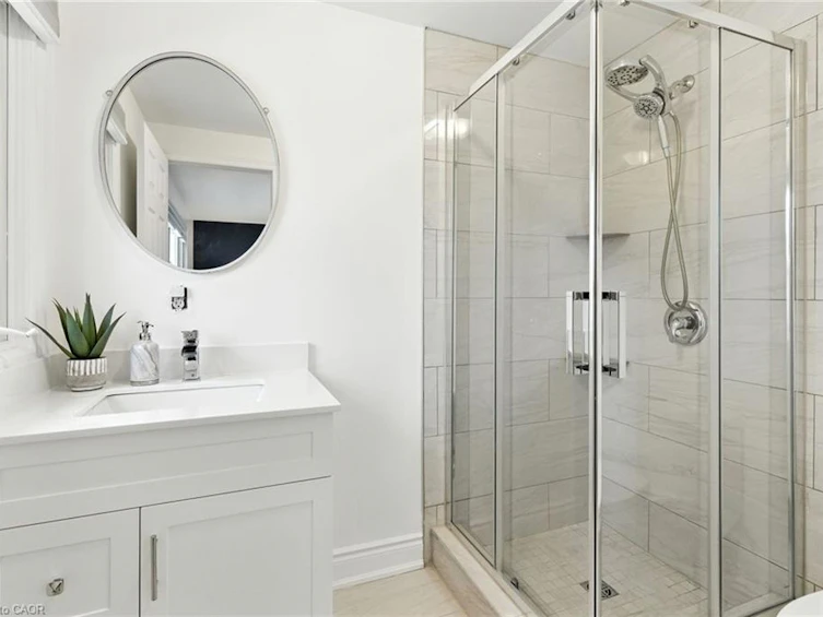 5-1 Royalwood Court, Hamilton, ON, L8E 4Y1 - 21