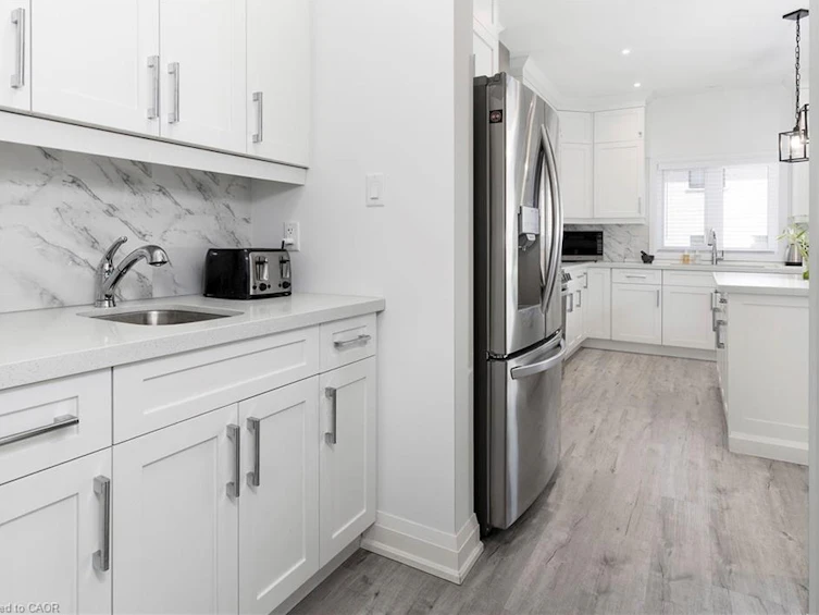 388 Klein Circle, Hamilton, ON, L9G 3K9 - 6