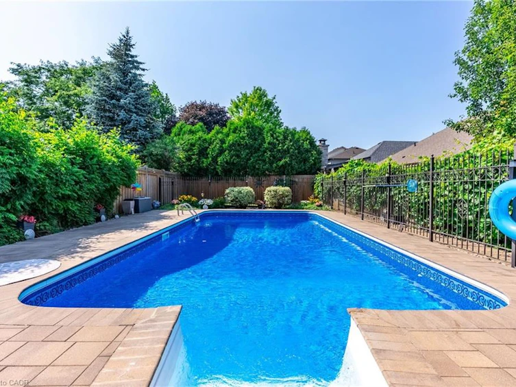 40 Premier Road, Hamilton, ON, L8B 0K7 - 41