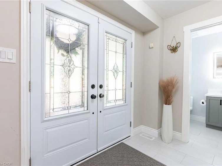 40 Premier Road, Hamilton, ON, L8B 0K7 - 7