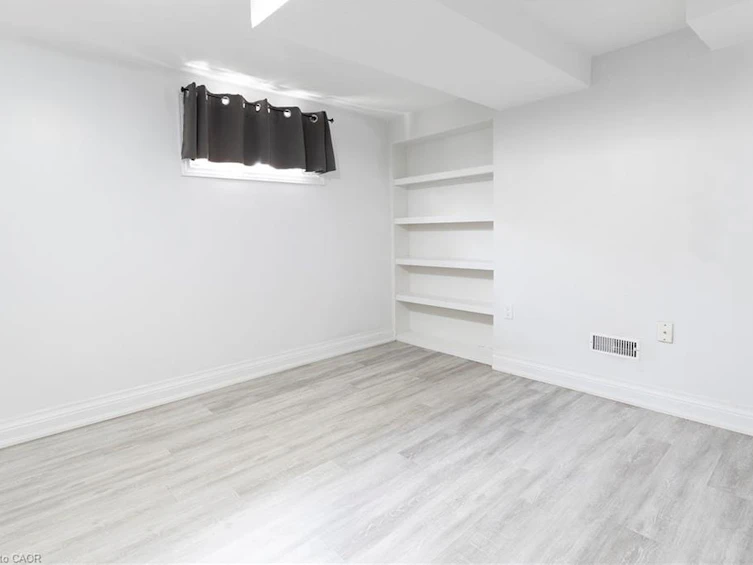493 Upper Gage Avenue, Hamilton, ON, L8V 4J2 - 15