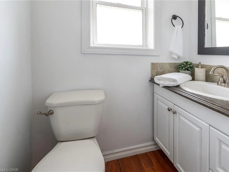 493 Upper Gage Avenue, Hamilton, ON, L8V 4J2 - 10