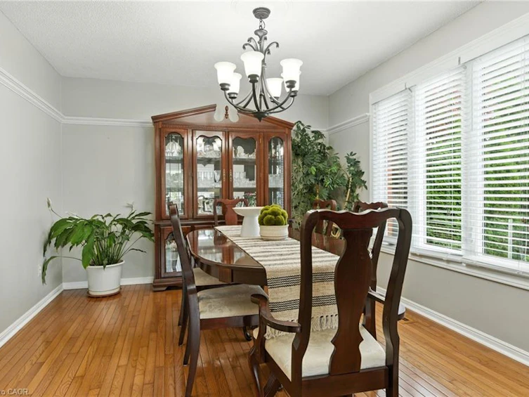 561 Harmony Avenue, Burlington, ON, L7N 3S7 - 8