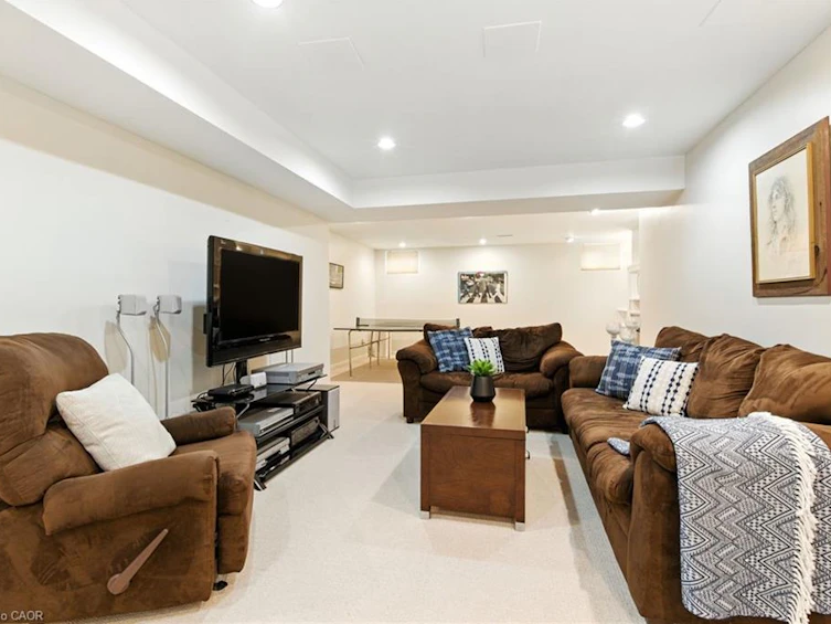 561 Harmony Avenue, Burlington, ON, L7N 3S7 - 39
