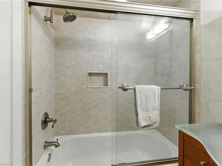 24 Meander Close, Hamilton, ON, L0R 1H1 - 35